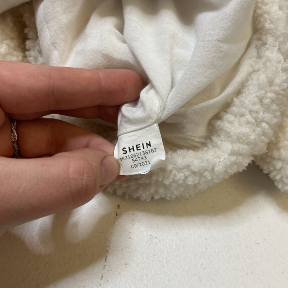 Shein Toddler Size 92 (18-24m) Cream Sherpa Teddy Coat Button Front Jacket EUC - Picture 4 of 5